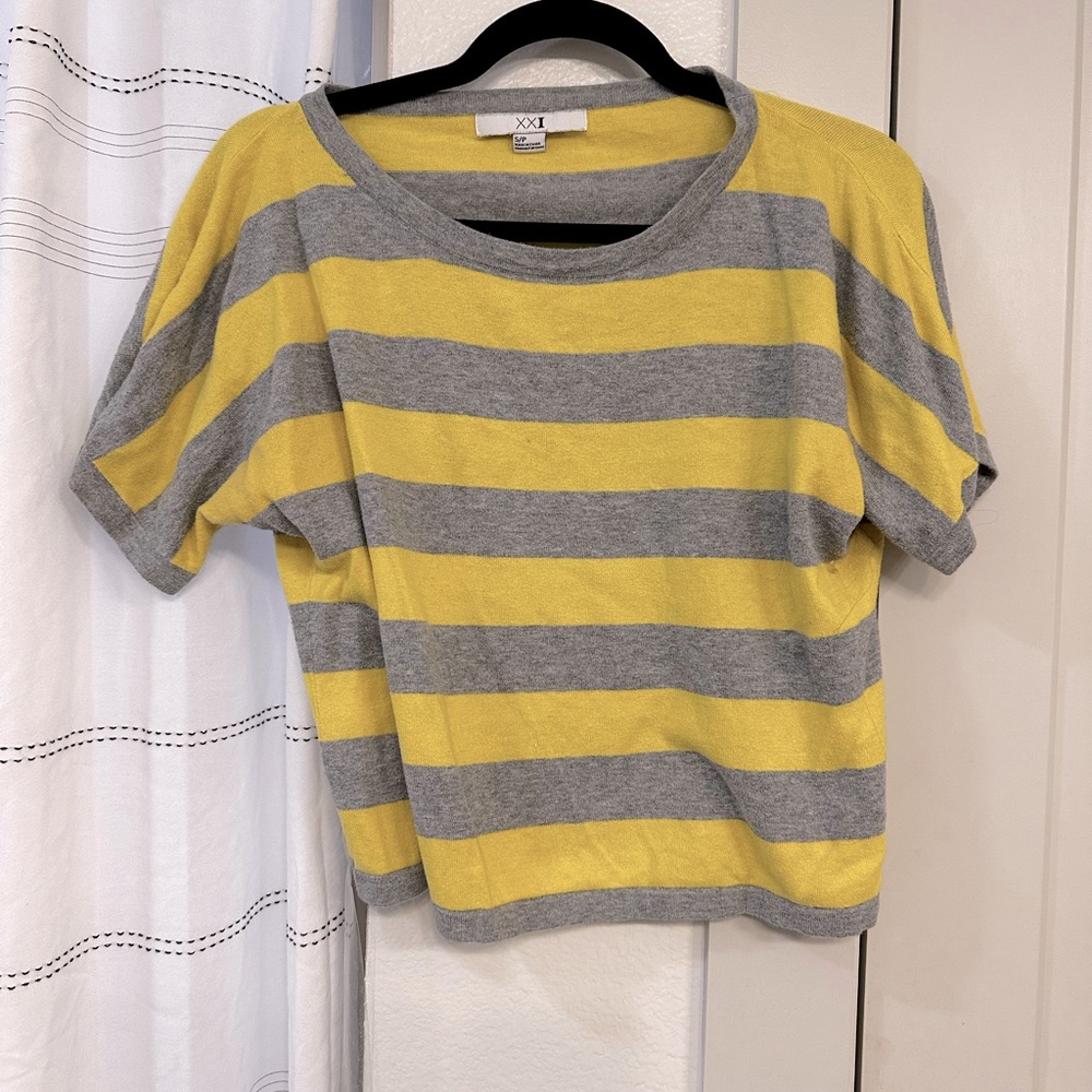 Crop top